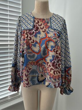 Fate Women’s Floral Peasant Blouse